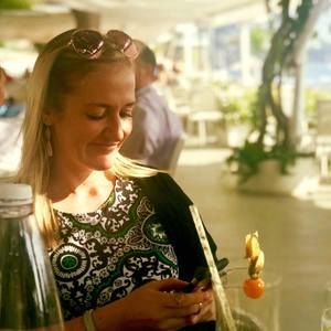 Meet your Posher, Anna